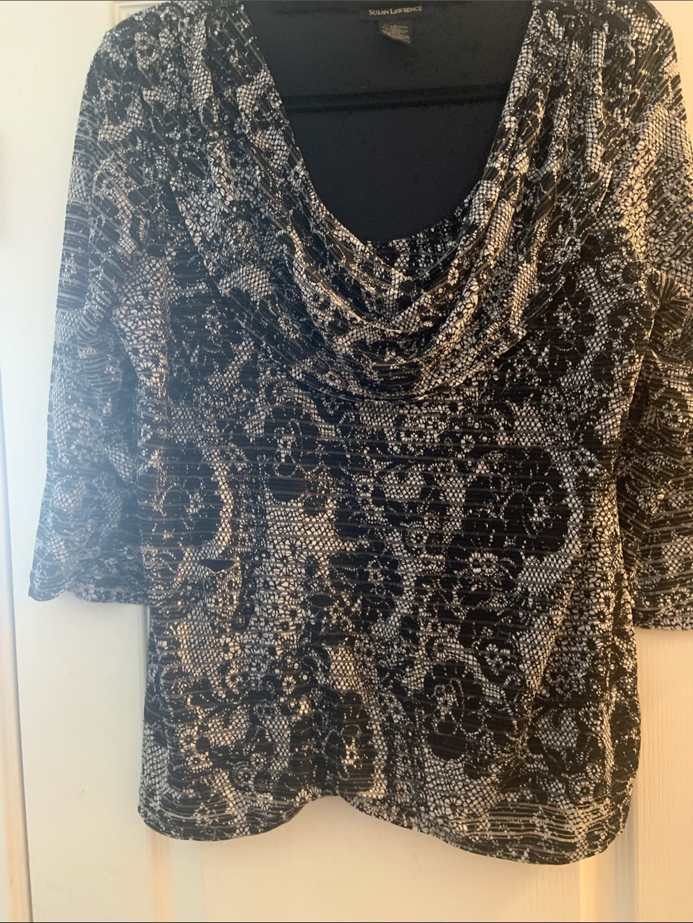 Susan Lawrence Black and white drape scoop with Floral Lace Pattern
